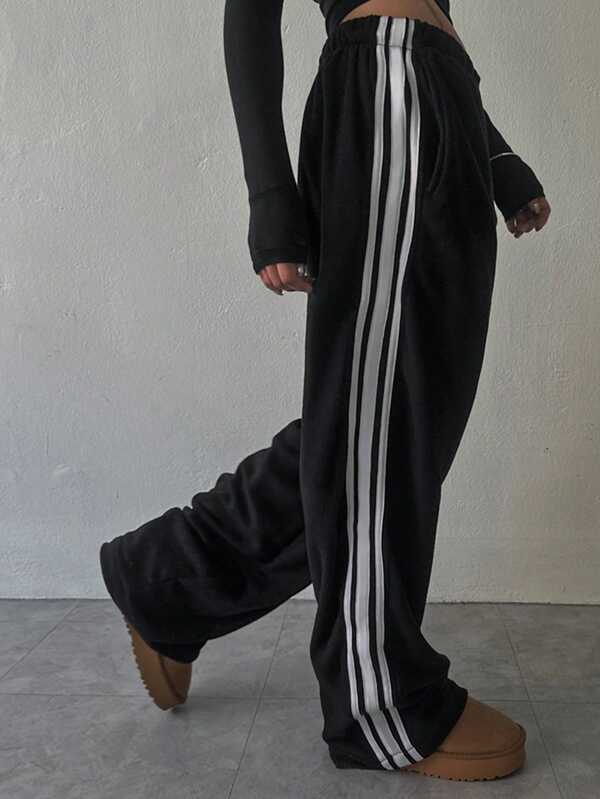 Strévra Women's Side Stripe Loose Sweatpants,Women Joggers