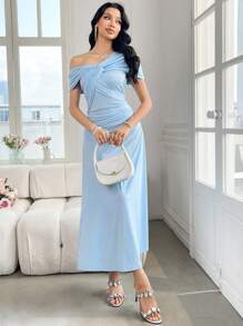 Modelyn Women's Mid-Length Solid Color Asymmetrical Shoulder Simple Fashion Dress, Suitable For Summer - Blue - View 3