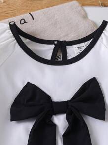 SHEIN 2 件装女童（幼儿）白色插肩袖蝴蝶结上衣和牛仔裤套装，夏季时尚休闲装 - 白色 - 查看 7