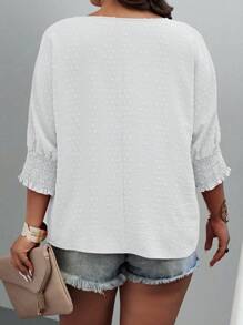 大码纯色短袖衬衫，简约时尚，适合夏季