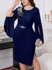 SHEIN Clasi 大码优雅派对珍珠装饰斗篷袖修身连衣裙 - 藏蓝色 - 查看 3