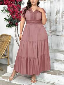 SHEIN Privé Plus Size Elegant Lace Insert V-Neck Loose Long Swing A-Line Short Sleeve Dress,Flowy Dress - Dusty Pink - View 4