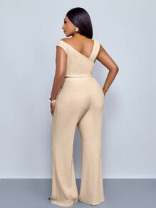 SOLERSUN Women Plus Size Outfits Spring/Summer Casual Daily Wear Solid Color Asymmetrical Neck Top & Flare Leg Pants Two Pieces