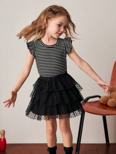 PrepCrw 年轻女孩春夏校园风格黑白条纹荷叶边领 T 恤和多层网眼下摆迷你裙套装