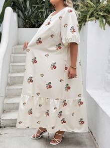 SHEIN CURVE+ Plus Size Bloemenprint Ruffle Zoom Bedekkende Jurk, Geschikt Voor Vakantie, Geweldig Voor Strand/Casual/Vakantie/Loungewear