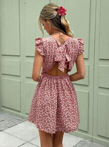 SHEIN Frenchy Váy ngắn cho nữ, cổ tròn có tay bay nhỏ, hở lưng có nơ, họa tiết hoa, dáng chữ A ôm eo, trang phục mùa hè cho nữ, thích hợp mặc hàng ngày - Nhiều màu - Xem 1