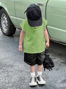 SHEIN 2pcs Young Boy Casual Wide Strap Turn-Down Collar Polo Shirt And Work Shorts, Comfortable And Versatile For Spring And Summer, Suitable For Daily Wear, School And Outdoor Play Ootd Kids Boyboy Clothes Summer