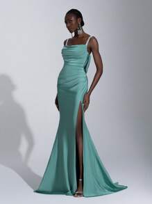 Elitara Elegant&Luxurious Beaded And Sequin Embellished Elastic Knit Ruched Backless Plunging Neckline Split Fishtail Gown For Wedding Guest,Parties,Evening - Green - View 4
