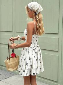 SHEIN Frenchy 女士休闲度假蝴蝶印花细肩带短裙