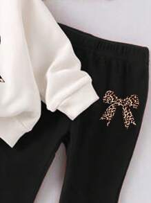 SHEIN ModeFlare Wear Vintage Leopard Print Bow Decor Soft Knit Baby Girl Casual Suit, Suitable For Autumn/Winter