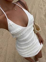 Opulessa Schlichte gestrickte Neckholder Rückenfrei Bodycon Minikleid für Frauen, gewebtes grafisches Muster, elegante Sommerurlaubs-Outfits für Frauen, Boho-Strandurlaubs-Outfits, Boho Chic, Country Konzert Outfit, Urlaubsfestival Outfits, Strandoutfits für Frauen, Old Money Style Frauen strukturiertes Bindeband Minikleid, Sommerkleider für Frauen, weiße Kleider für Frauen, Abschlussoutfit, Muttertag