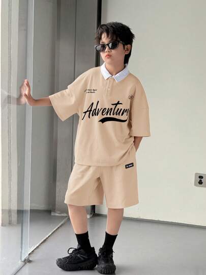 SHEIN Leap Crew 2 件青少年男孩休闲韩版时尚字母印花 Polo 领半拉链短袖上衣和宽松短裤套装，适合上学、海滩、生日、春夏季