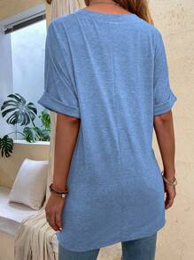 SHEIN LUNE 女士纯色 V 领短袖休闲宽松 T 恤 - 藍色 - 查看 2