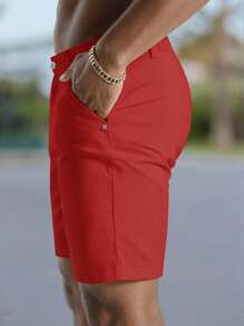 Manfinity Mode Men's Solid Color Simple Slim Fit Stylish Casual Shorts - Red - View 4