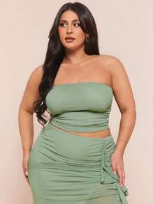 SHEIN BAE New Spring And Summer Plus Size Plus Size Women's Bean Green Gathered Mesh Tube Top, Gathered Slit Mesh Knitted Skirt, Two Pieces Suit, Suit Suitable For Dating, Party, Vacation, Beach, Graduation Season - Green - View 7