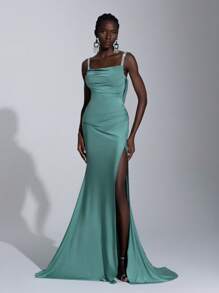 Elitara Elegant&Luxurious Beaded And Sequin Embellished Elastic Knit Ruched Backless Plunging Neckline Split Fishtail Gown For Wedding Guest,Parties,Evening - Green - View 7