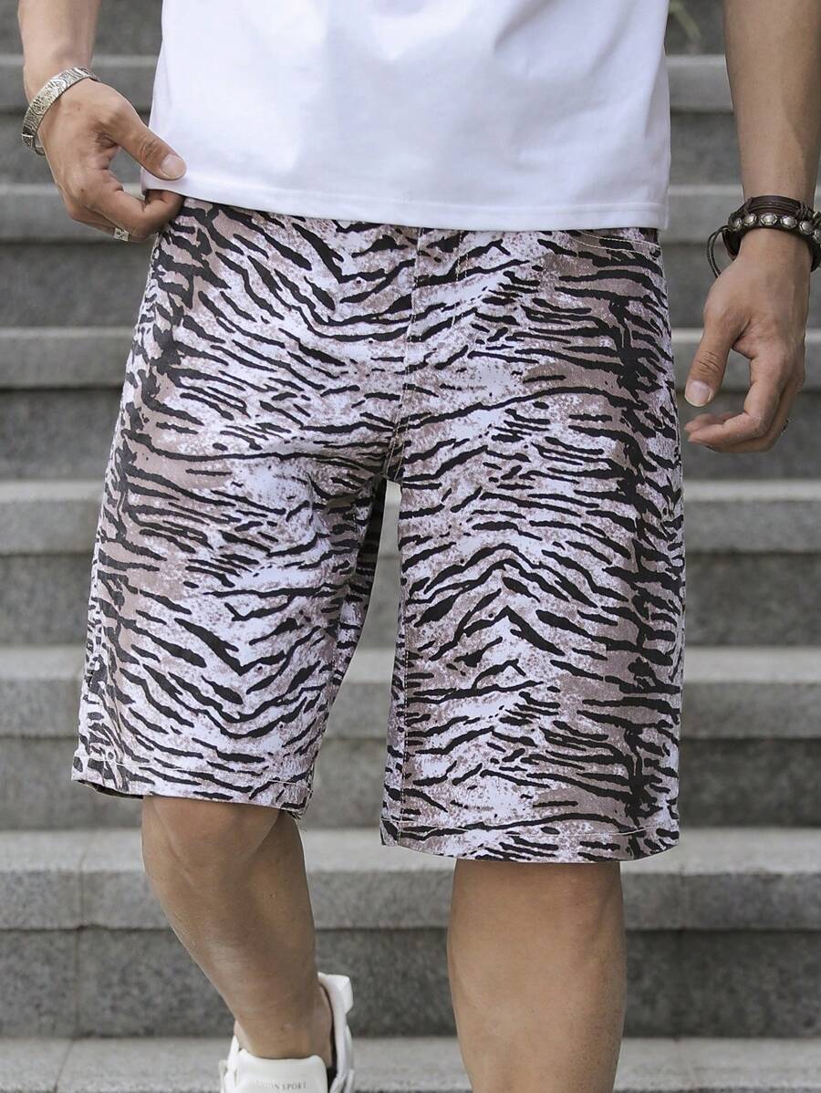 Manfinity Homme 男士经典牛仔短裤，简约时尚，适合夏季 - 彩色 - 查看 1