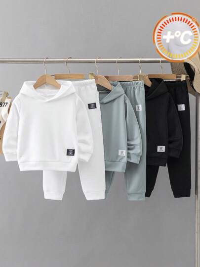 6 件套年轻男孩休闲圆领运动衫和装饰运动裤，极具吸引力的服装、配饰，适合外出、街头穿着、派对、居家、返校、生日、迎婴派对、节日派对、秋冬