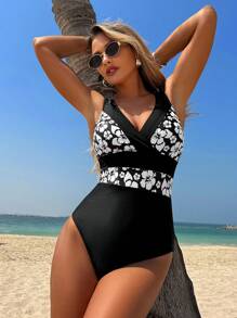 Swim Lushoire Women's Summer Beach Holiday Printed V-Neck Backless Contrast Color One Piece Swimsuit - Black and White - View 7
