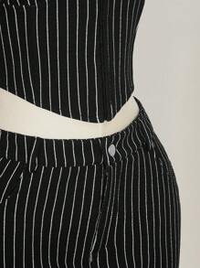 SHEIN ICON Plus Size Striped Halter Neck Backless V-Neck Top And Striped Bodycon Skirt 2 Pieces Set - Black and White - View 4