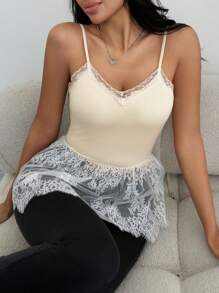 DAZY Áo ba lỗ hở vai tự đệm ren lãng mạn dành cho nữ - Màu be - Xem 8