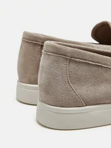 CUCCOO BIZCHIC Sepatu Kasual Wanita Model Slip-On Datar, Minimalis dan Modis untuk Pemakaian Sehari-hari, Sepatu Musim Semi untuk Liburan Musim Semi, Paskah, Natal, dan Lainnya. - Khaki - View 8