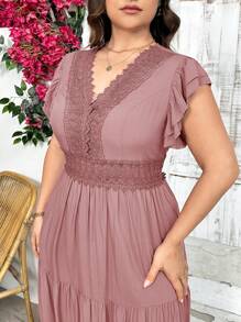 SHEIN Privé Plus Size Elegant Lace Insert V-Neck Loose Long Swing A-Line Short Sleeve Dress,Flowy Dress - Dusty Pink - View 5