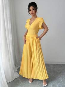 Breezaya 2pcs Set: Sexy V-Neck Ruffle Sleeve Blouse And High Waist Pleated Casual Pants - Yellow - View 6