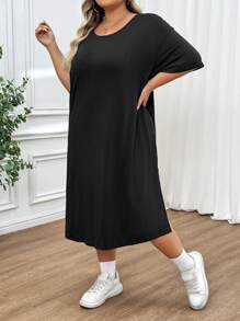 SHEIN CURVE+ Women's Plus Size Black Daily Basic Casual Simple Solid Color Side Slit Detail Round Neck Loose Short Sleeved Mid Length T-Shirt Dress - Black - View 4