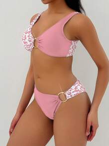 SHEIN Swim 2 Pieces Swimwear With Leopard Print Splicing Design (Printed Pattern Random) For Summer Beach Vacation - Pink - View 3