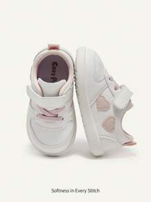 Cozy Pixies 1 Pair Girls Heart Pattern Flat Casual Sneakers, Cute & Comfortable For Daily Workout, All Season - Pink - View 1