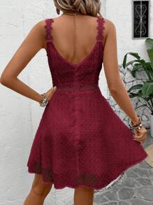 SHEIN Frenchy 女式纯色蕾丝拼接夏季无袖连衣裙 - 酒紅色 - 查看 2