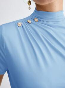 BizChic Áo thun nữ tay ngắn xếp ly màu trơn thanh lịch, hàng mới về, đa năng cho việc đi làm trong thành phố hiện đại, mặc hàng ngày, phong cách retro lãng mạn thập niên 90, phù hợp cho Giáng sinh, Năm mới, Ngày Valentine, tiệc tùng, đi biển, lễ tốt nghiệp, thời trang, lễ hội, kỳ nghỉ, khách dự đám cưới, bữa ăn trưa, sân bay, nhiều dịp khác nhau. - Màu xanh nhạt - Xem 10