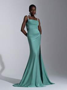 Elitara Elegant&Luxurious Beaded And Sequin Embellished Elastic Knit Ruched Backless Plunging Neckline Split Fishtail Gown For Wedding Guest,Parties,Evening - Green - View 8