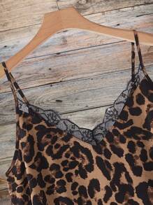 SHEIN VCAY Áo hai dây họa tiết da báo cỡ lớn cho nữ - Nhiều màu - Xem 3