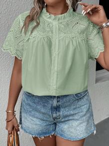 SHEIN Clasi Áo kiểu nữ cỡ lớn, màu trơn, chất liệu ren móc, thêu họa tiết, thích hợp cho kỳ nghỉ hè. Áo kiểu nữ mùa hè, áo kiểu nữ mùa xuân, áo kiểu nữ mùa hè, áo kiểu nữ mùa hè. - Màu xanh Bạc hà - Xem 1