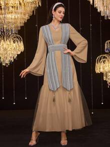 Al Najma Elegant Women's Arabic Stitching Knit Splice Dress, Modest - Camel - View 1