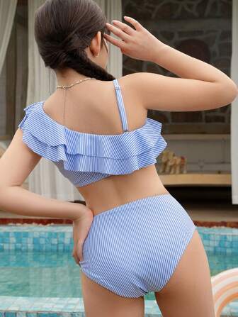 Tween Girl Swimwear Set - Blue & White Striped Spaghetti Strap Swimsuit With Double Ruffle Hem And Matching Blue & White Striped Swim Shorts, Suitable For Summer, Spring & Autumn Holiday/Beach/Water Park/Swimming, Sweet & Minimalist Urban Fashion