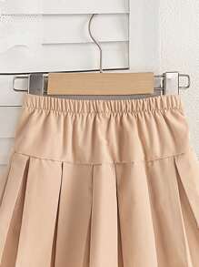 Newly Launched! Baby Girls' High - Waisted Pleated Skirt. It Offers Comfort, Combines Fashion And , Exudes Elegance, Sweetness, And Cuteness. With A Unique Academic Style, It's A Must - Have For Daily Wear And Outings.
