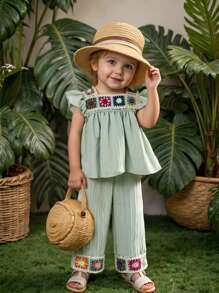 SHEIN Baby Mädchen 0-3 Jahre Lässige Resort Relaxed Textur handgefertigte bunte Dopamin Sonnenblumen Kragen locker geschnittene Puffärmel Top Hemd und weite locker sitzende Hose 2-teiliges Set, Apricot/Beige - Grün - Übersicht 1