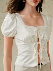 Chiquease 女士优雅方领撞色蕾丝前系带上衣 - 杏色 - 查看 7