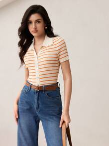 BizChic Áo dệt kim tay ngắn cài cúc, cổ bẻ, kẻ sọc dành cho nữ, kiểu dáng hiện đại, thanh lịch, phù hợp cho công sở, đi làm hàng ngày, phong cách retro thập niên 90, Giáng sinh và Năm mới, lãng mạn, dự tiệc Valentine, đi biển, lễ tốt nghiệp, lễ hội, kỳ nghỉ, phong cách giản dị tối giản, thích hợp cho khách dự đám cưới, chủ nhà, hẹn hò, tiệc tùng, hòa nhạc, bữa sáng muộn, sân bay, nhiều dịp khác nhau. - trái cam - Xem 2