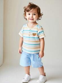 SHEIN 2 件套男婴/女婴休闲可爱图案超大圆领针织上衣和短裤套装，适合春夏季室内外穿着 - 藍色 - 查看 10