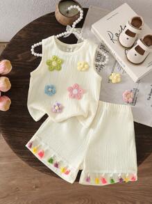SHEIN 2pcs Young Girls Floral Embroidered Tank Top And Colorful Tassel Shorts Set - Apricot - View 3
