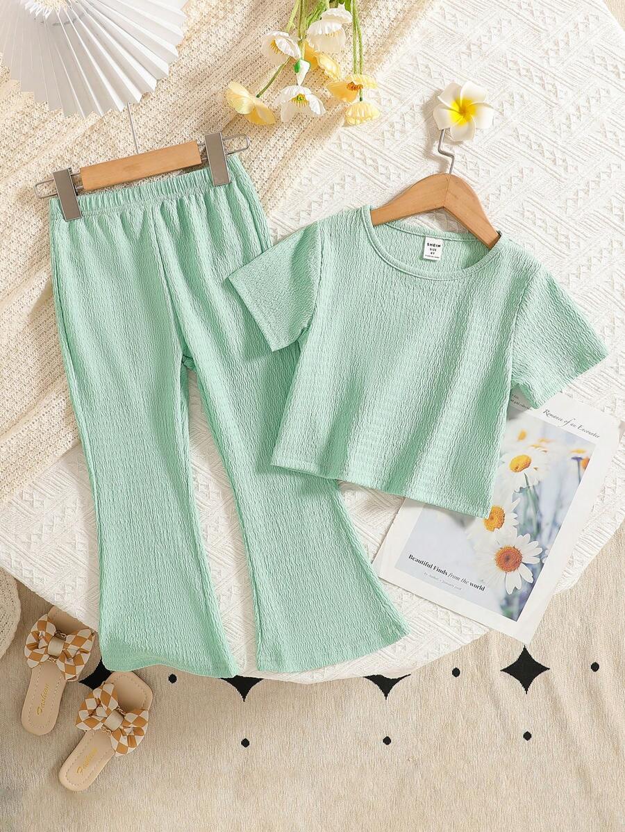 SHEIN 2pcs/Set Young Girls Fashion Solid Color Crew Neck Short Sleeve T-Shirt Paired With Elastic Waist Flared Leg Pants, Spring/Summer Set - Green - View 1