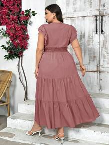 SHEIN Privé Plus Size Elegant Lace Insert V-Neck Loose Long Swing A-Line Short Sleeve Dress,Flowy Dress - Dusty Pink - View 3