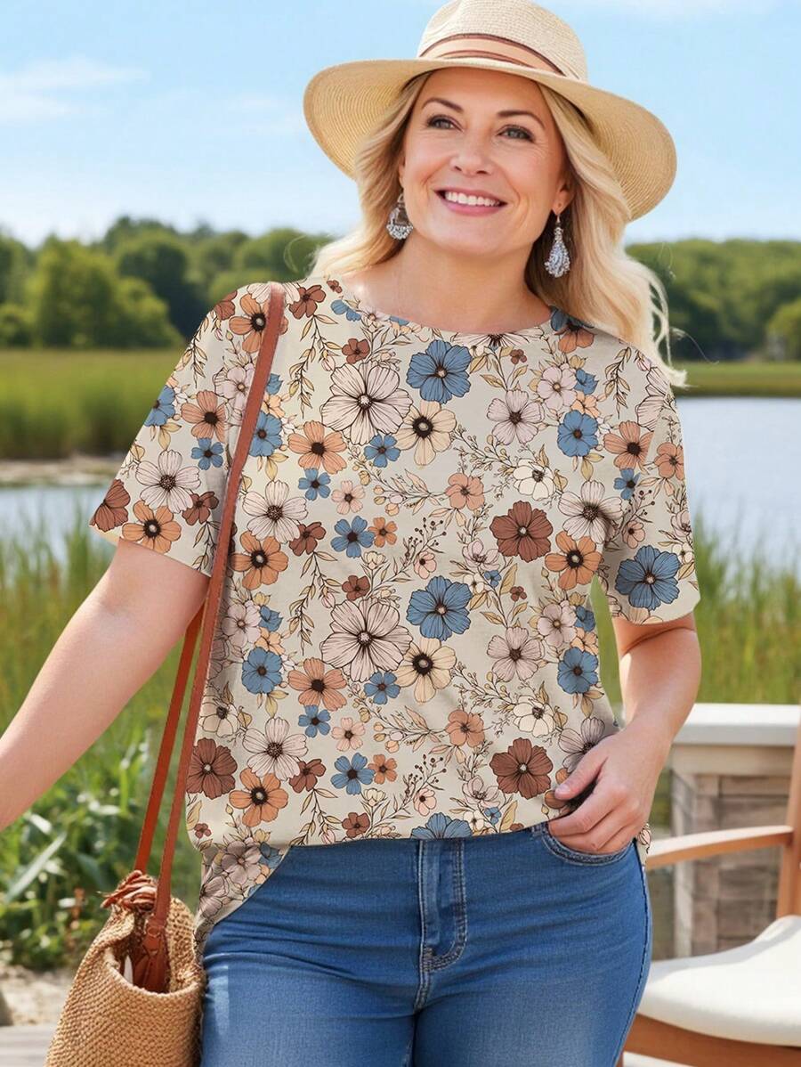 SHEIN LUNE Casual Minimalist Allover Print Round Neck Short Sleeve Loose Fit Plus Size T-Shirt, Suitable For Summer Suitable For Going Out - White - View 1