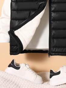 SHEIN Pré-ado garçon, gilet matelassé en patchwork avec serviette brodée, Pull-shirt de Noël, blouses d'automne, cardigan d'Halloween, vêtements d'Halloween pour enfants, blouse à manches longues, ensembles d'automne, veste à carreaux, cardigan noir, chemise d'Halloween, cardigan rouge, pull d'Halloween, cardigan marron, blouse noire, blouse verte, blouse rouge, chemises d'automne, pull de garçon, blouse blanche