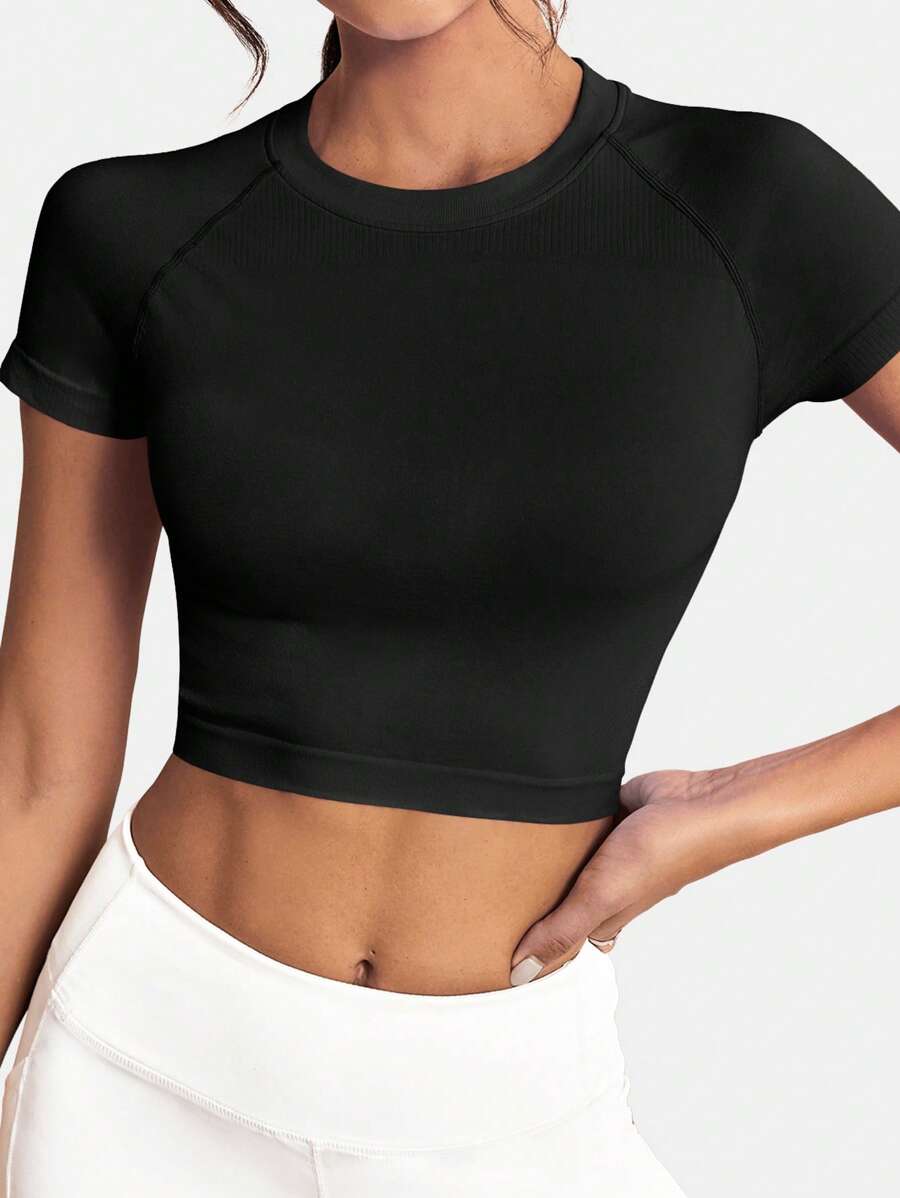 Easithlete Casual Solid Color Fitted Cropped Seamless Sports T-Shirt - Black - View 1