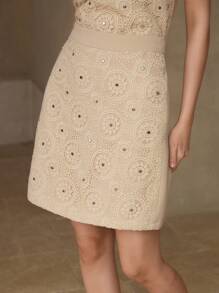 MOTF PREMIUM VÁY REN CÓ KHÓA KÉO GUIPURE TƯƠNG PHẢN - Màu be - Xem 1